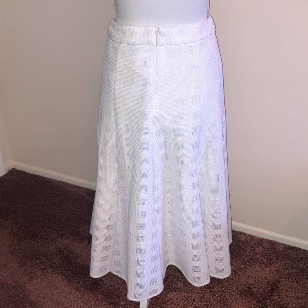 Harlyn White Textured A-line midi skirt Small Petite